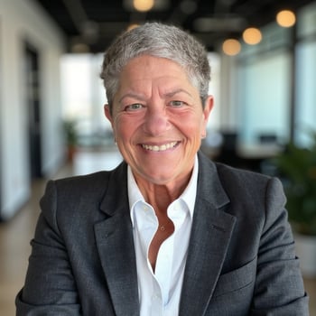 Suzan Leake Bio Photo