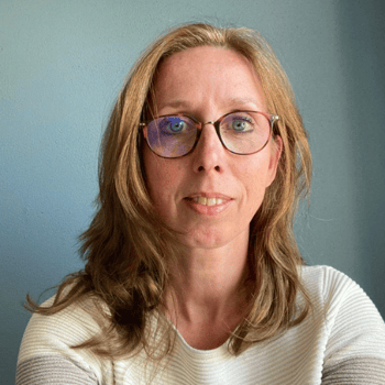 Paula van Hennik Bio Photo